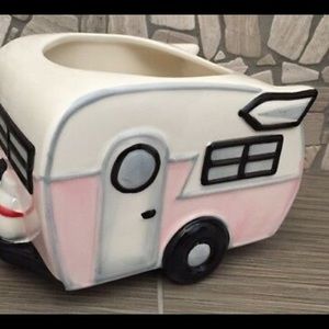 Ceramic Vintage Camping Trailer Pink Planter​